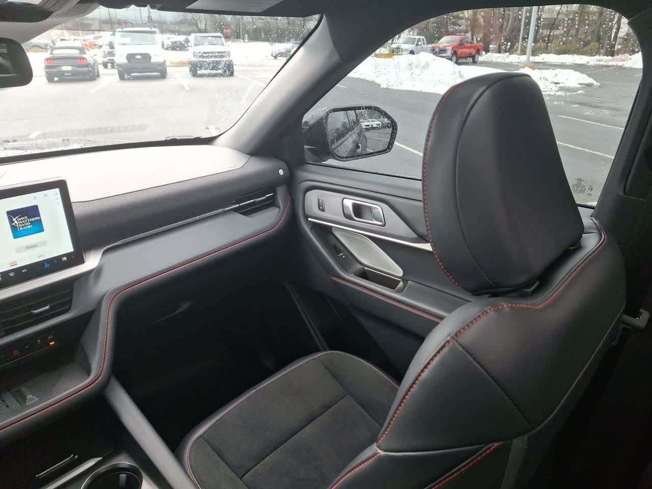 Thumbnail: 2025 Ford Explorer - 10