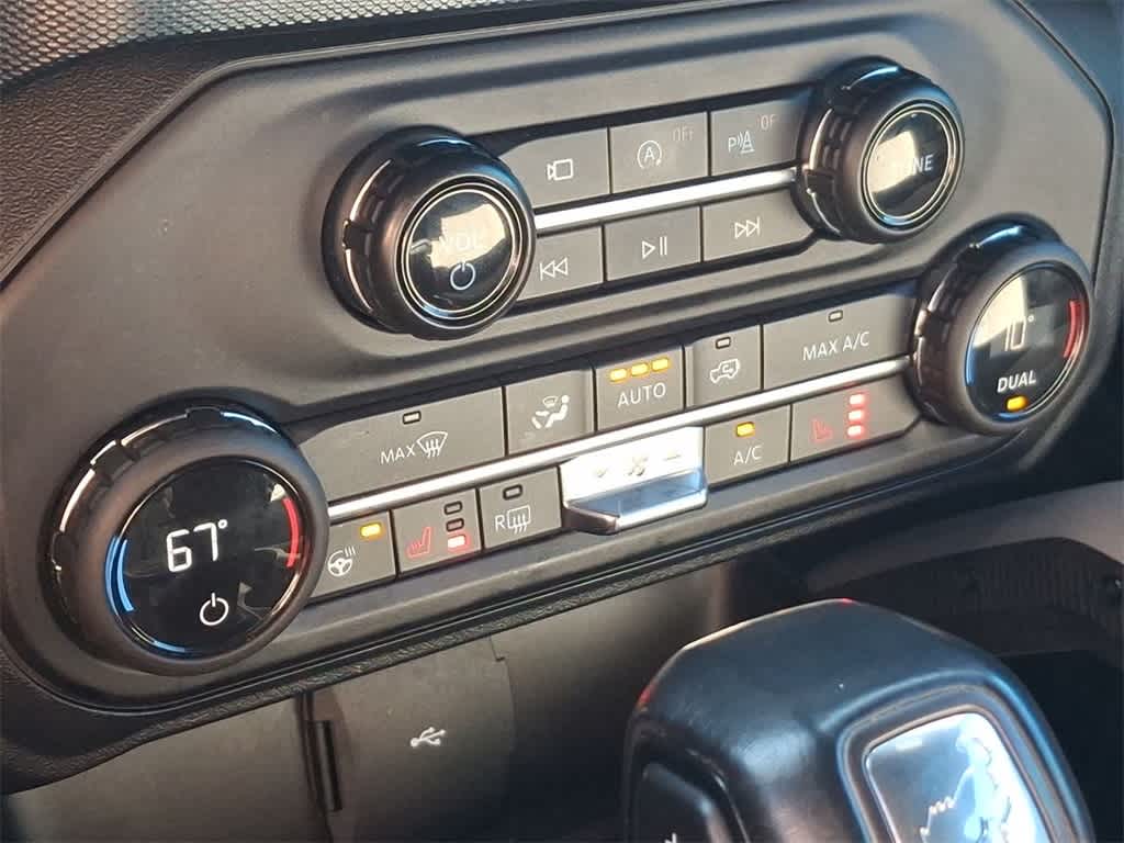 Thumbnail: 2021 Ford Bronco - 25