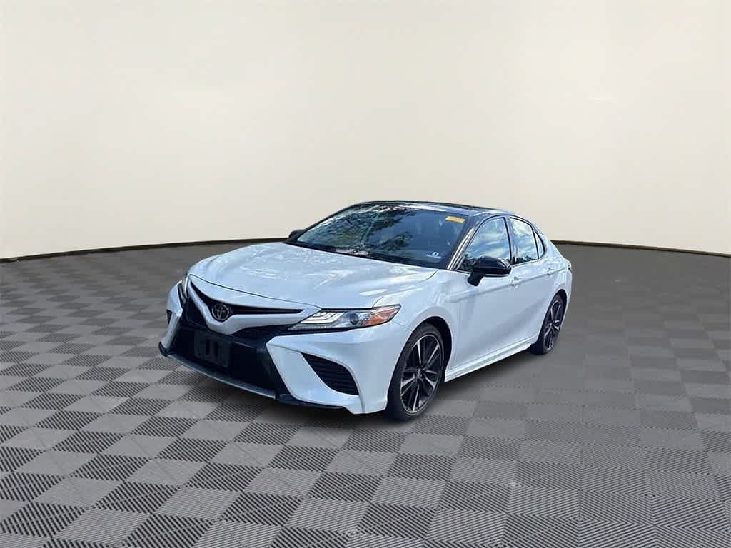 Thumbnail: 2019 Toyota Camry - 3
