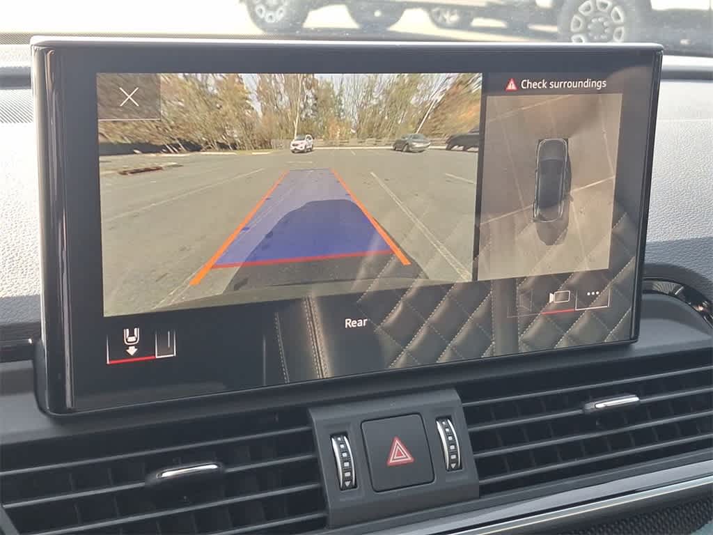 Thumbnail: 2023 Audi SQ5 - 21