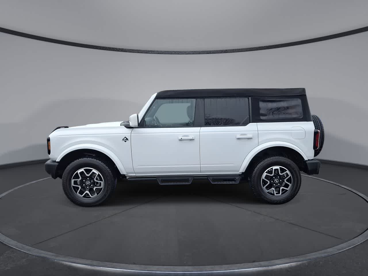 Thumbnail: 2024 Ford Bronco - 5