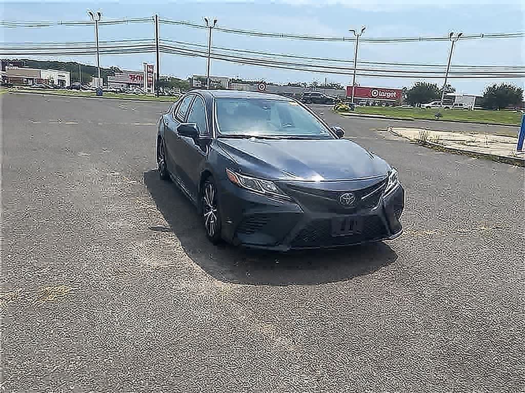 Thumbnail: 2019 Toyota Camry - 8
