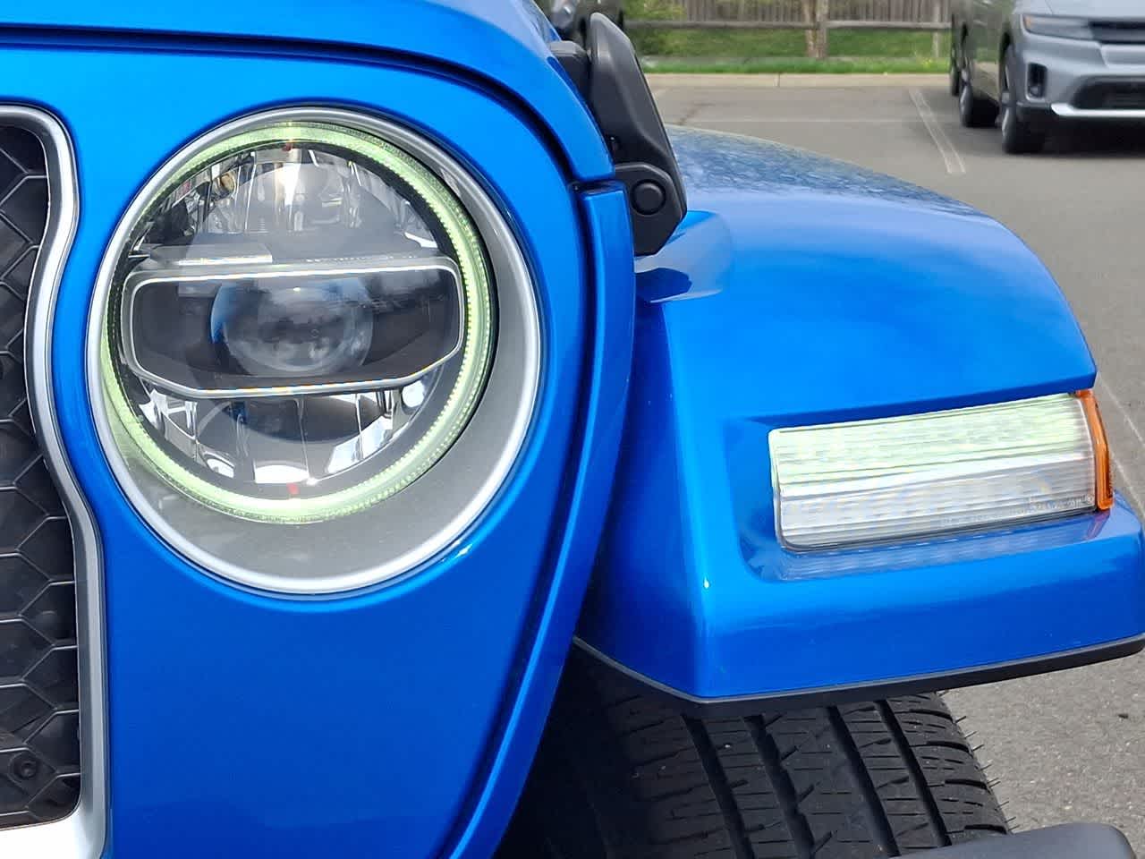 Thumbnail: 2022 Jeep Wrangler - 30