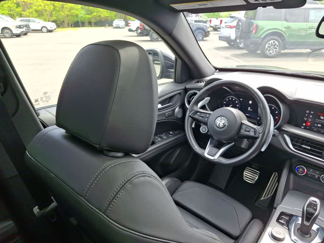 Thumbnail: 2024 Alfa Romeo Stelvio - 15