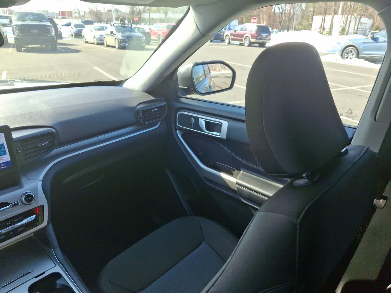 Thumbnail: 2023 Ford Explorer - 11