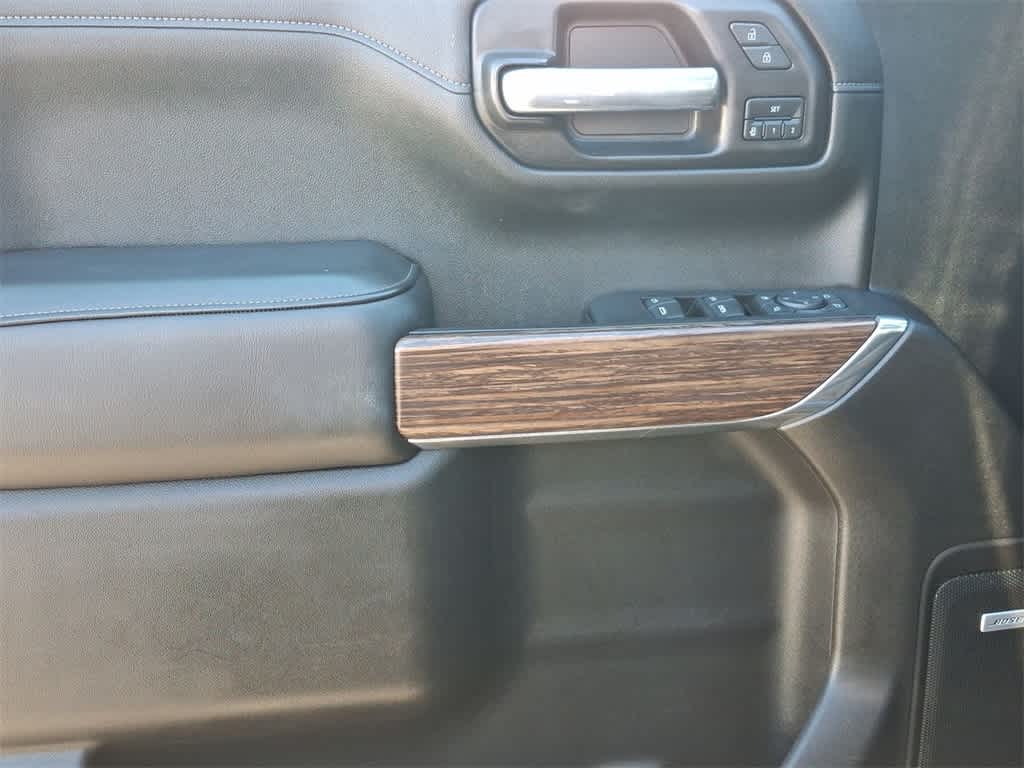 Thumbnail: 2021 Chevrolet Silverado 1500 - 16