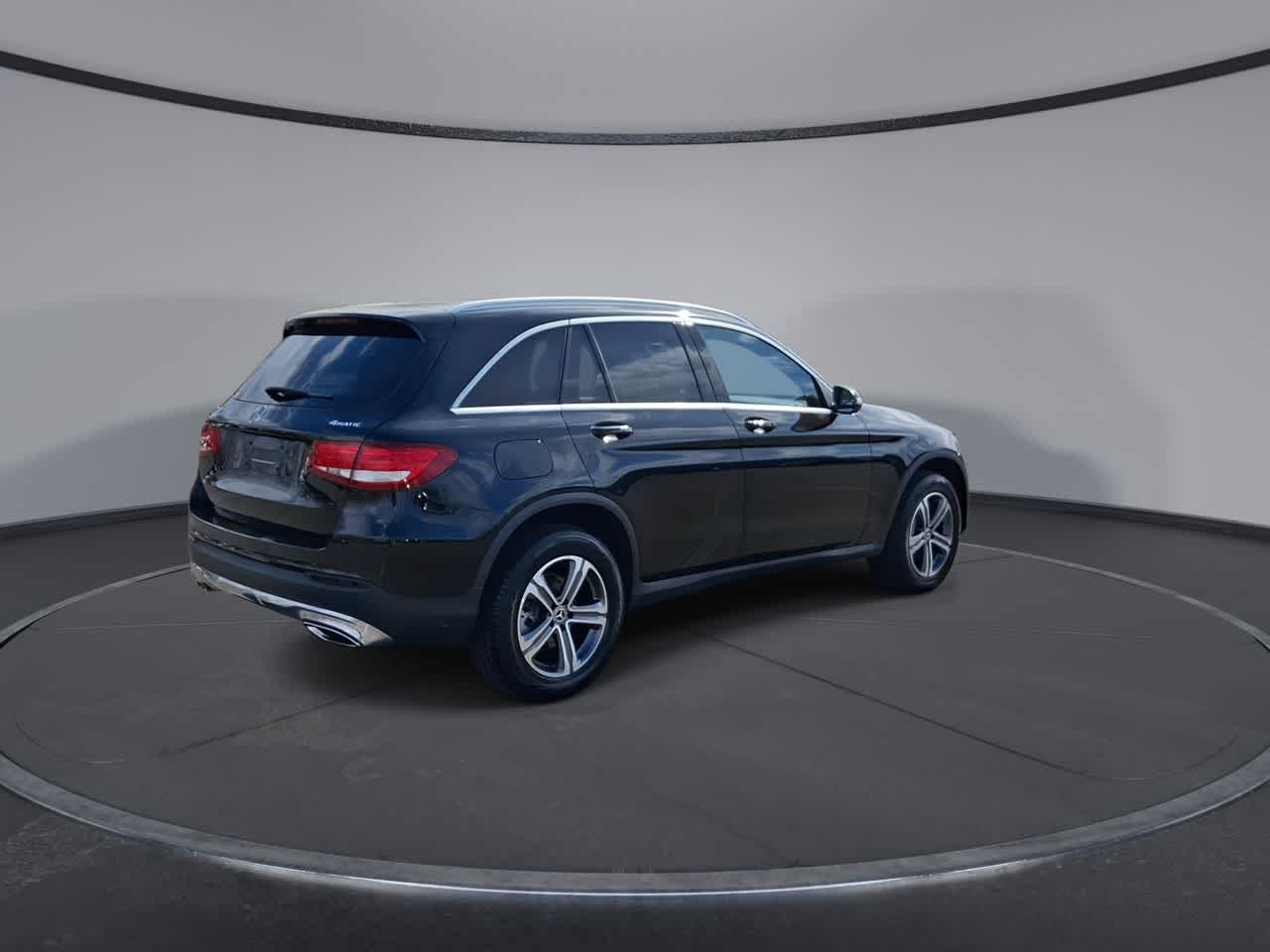 Thumbnail: 2019 Mercedes-Benz GLC - 8