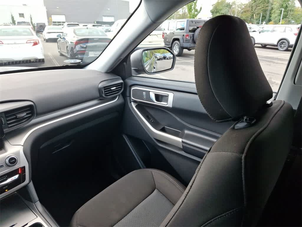 Thumbnail: 2022 Ford Explorer - 11