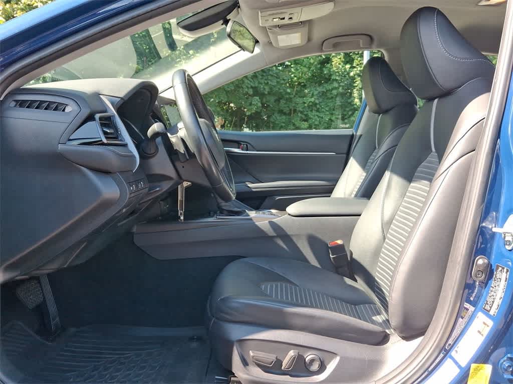 Thumbnail: 2023 Toyota Camry - 17