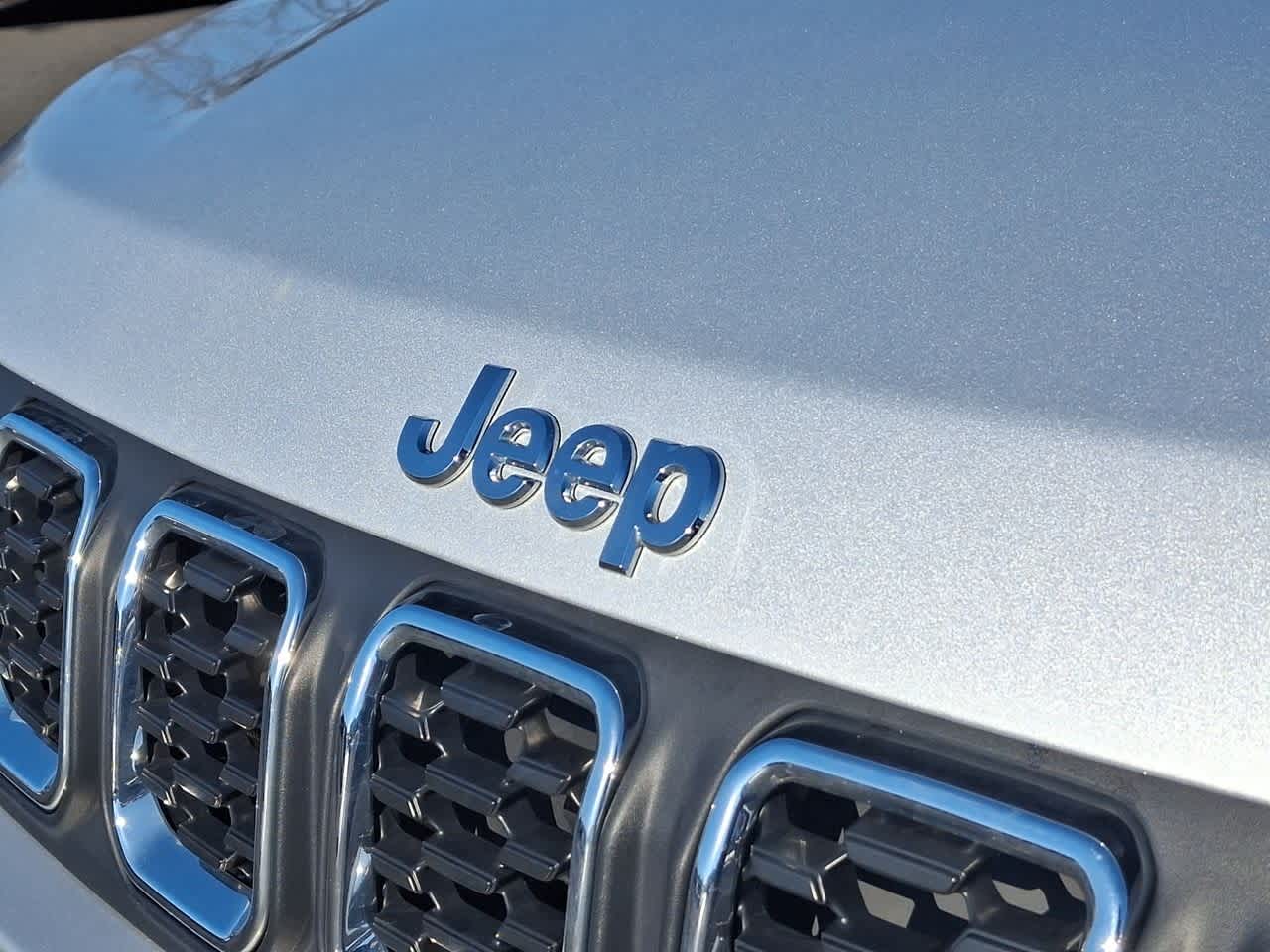 Thumbnail: 2024 Jeep Compass - 28
