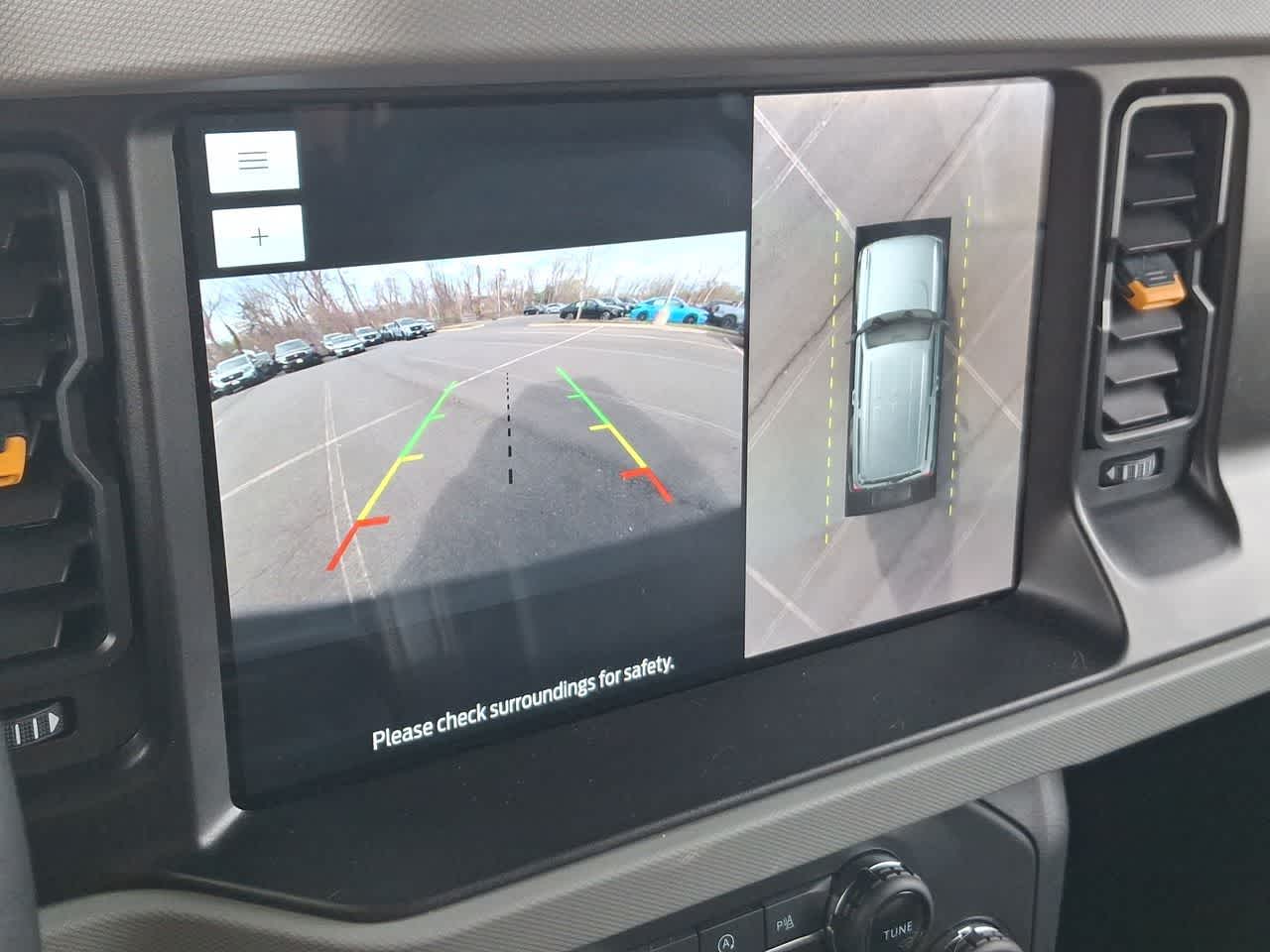 Thumbnail: 2023 Ford Bronco - 21