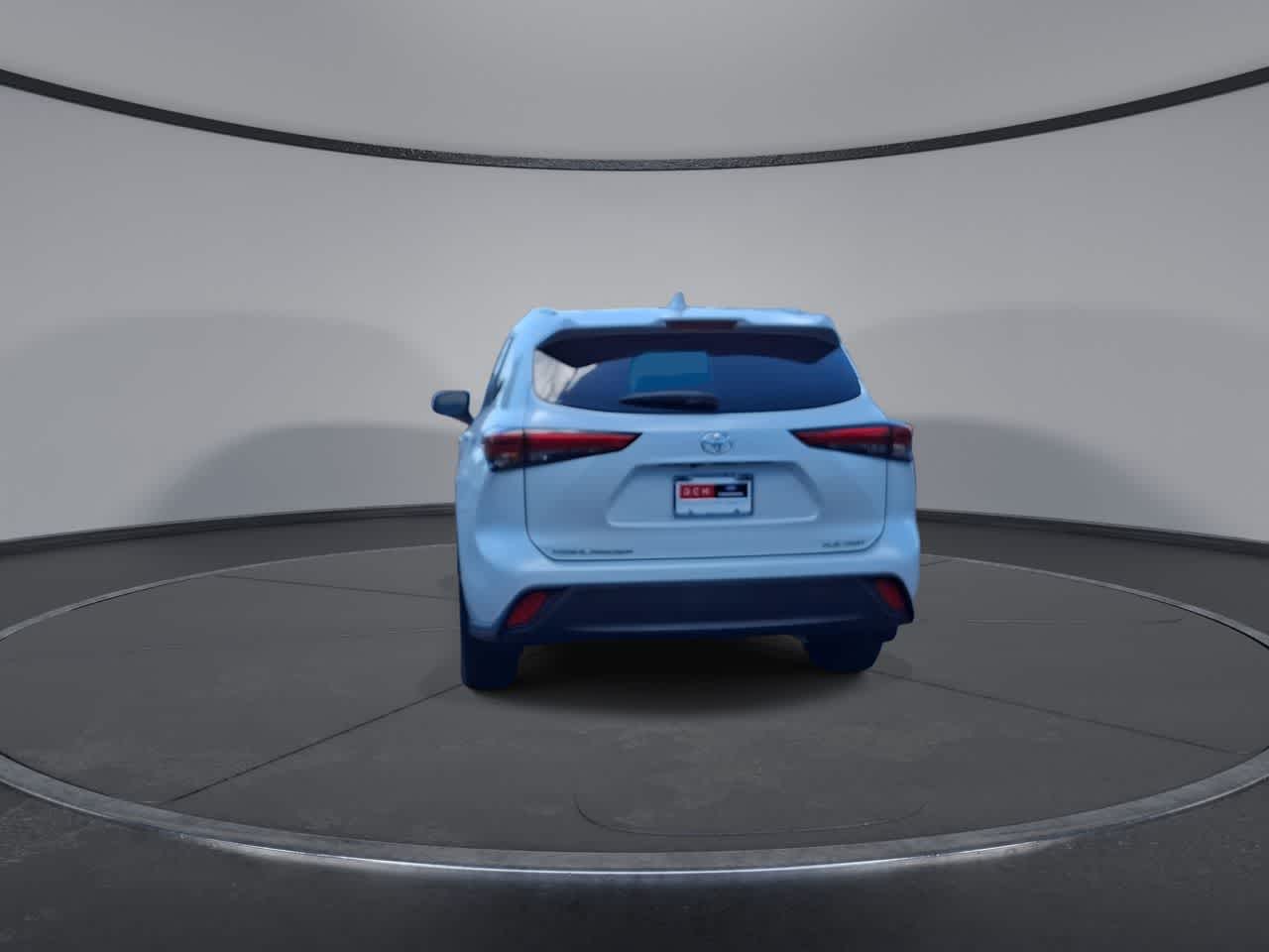 Thumbnail: 2023 Toyota Highlander - 7