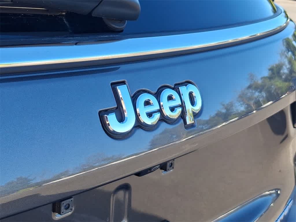Thumbnail: 2022 Jeep Compass - 28