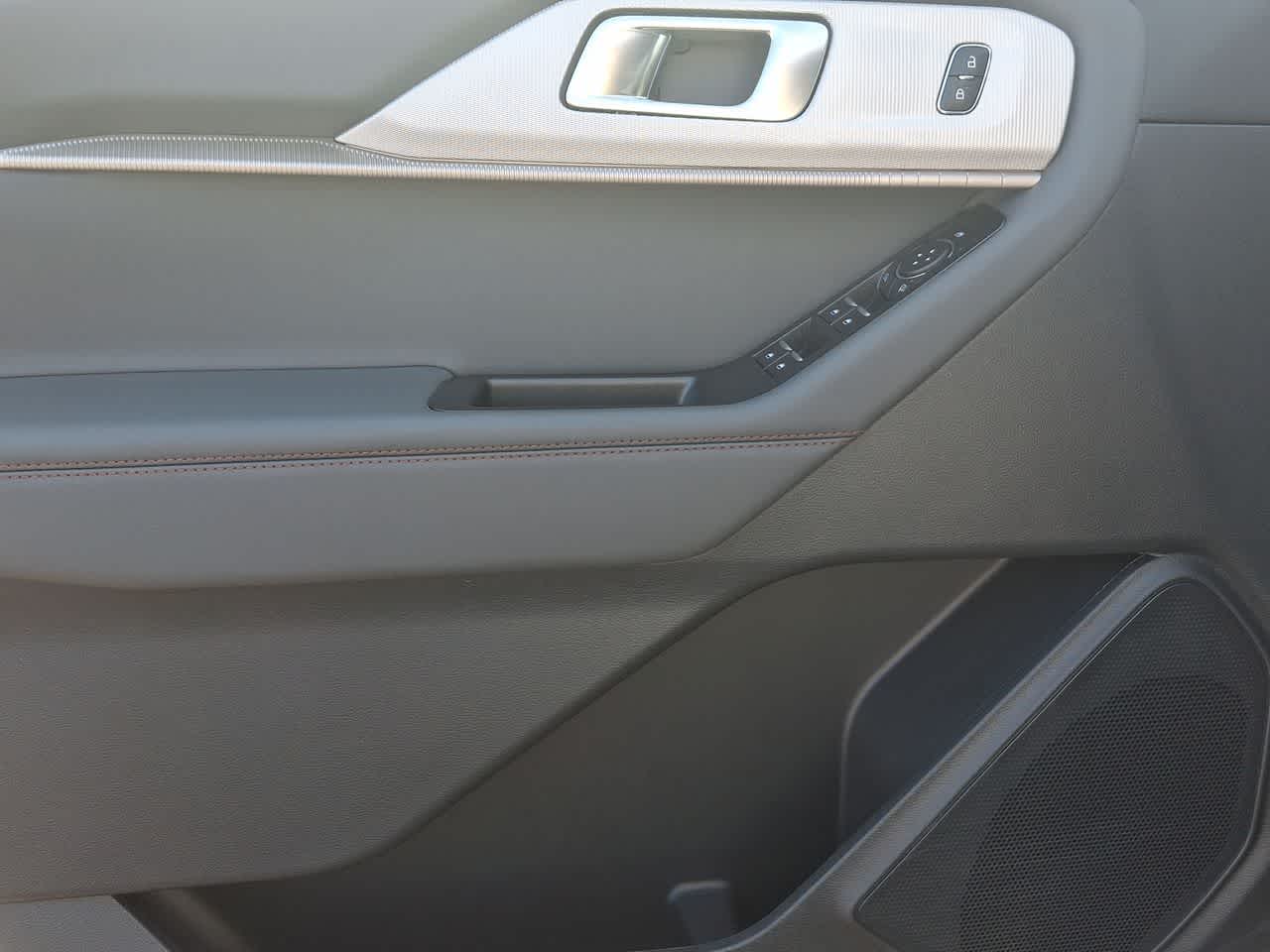 Thumbnail: 2025 Ford Explorer - 16