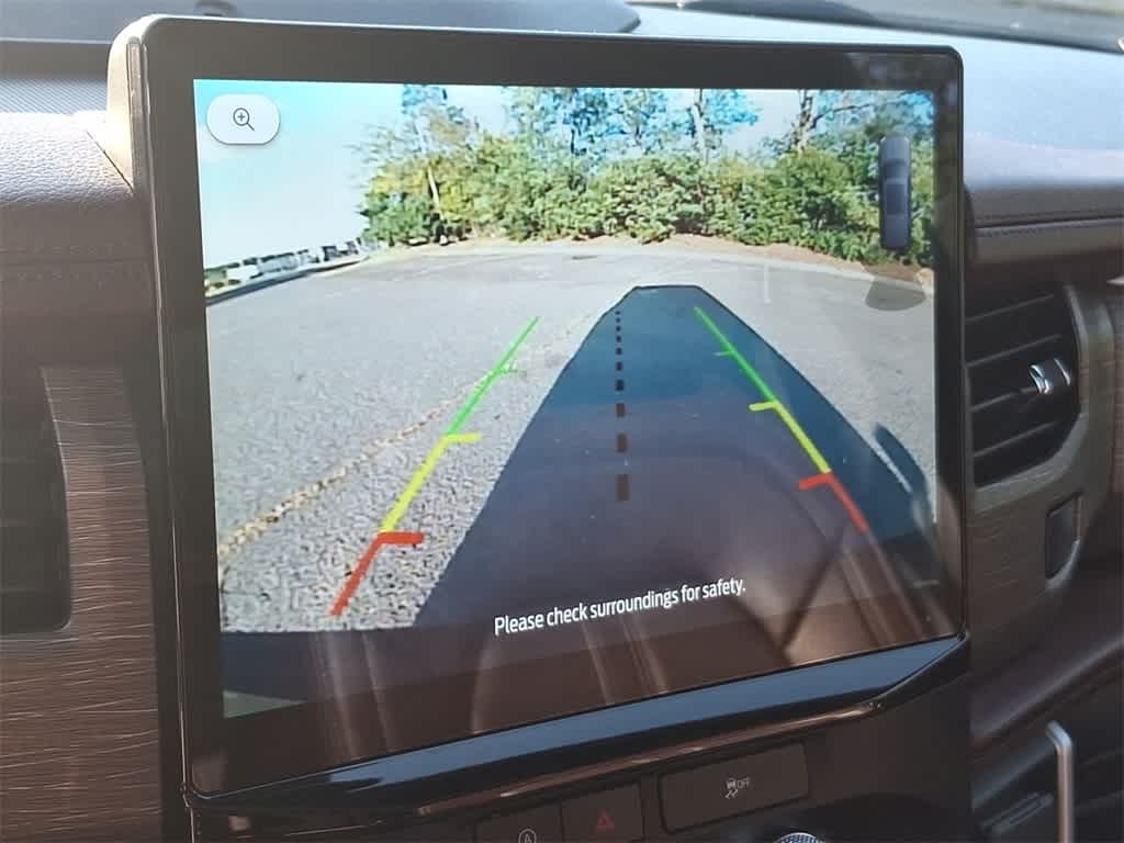 Thumbnail: 2023 Ford Expedition - 21