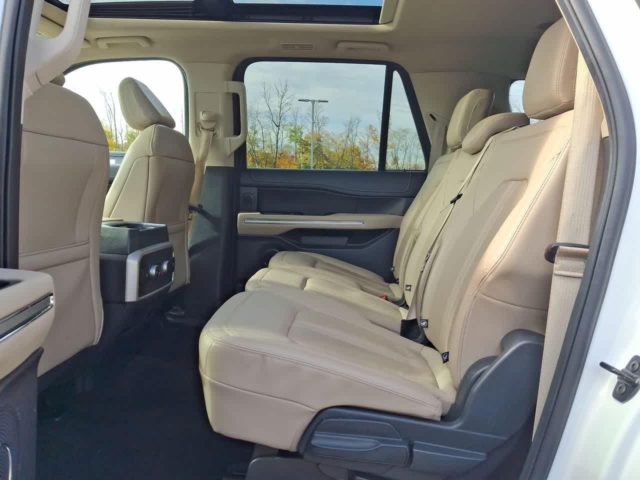 Thumbnail: 2023 Ford Expedition MAX - 26