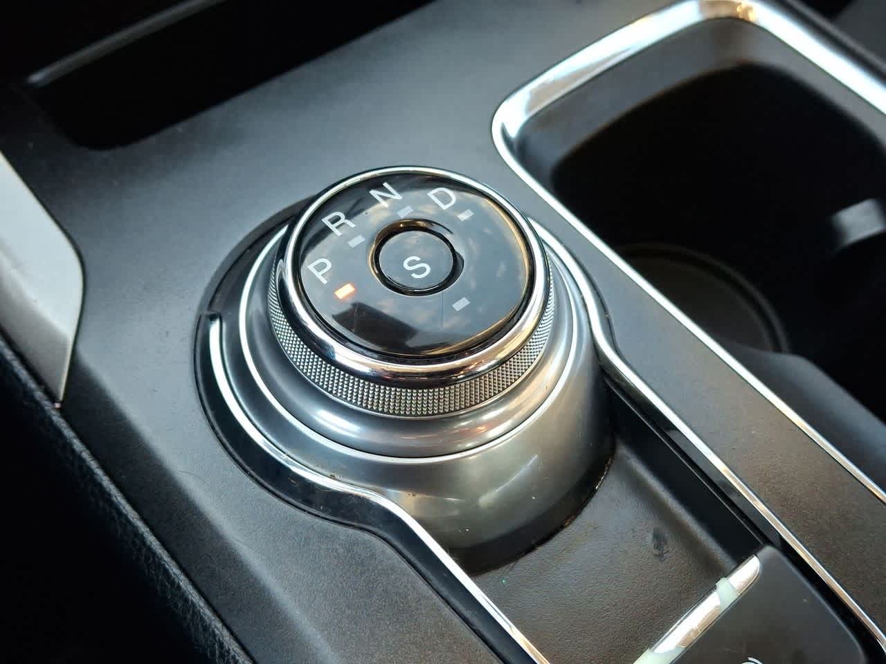 Thumbnail: 2019 Ford Fusion - 18