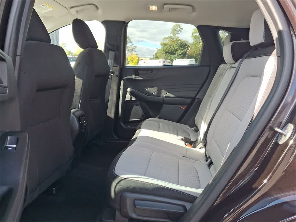 Thumbnail: 2023 Ford Escape - 26