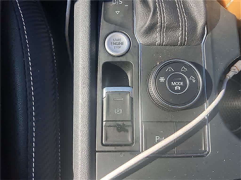 Thumbnail: 2021 Volkswagen Atlas - 18