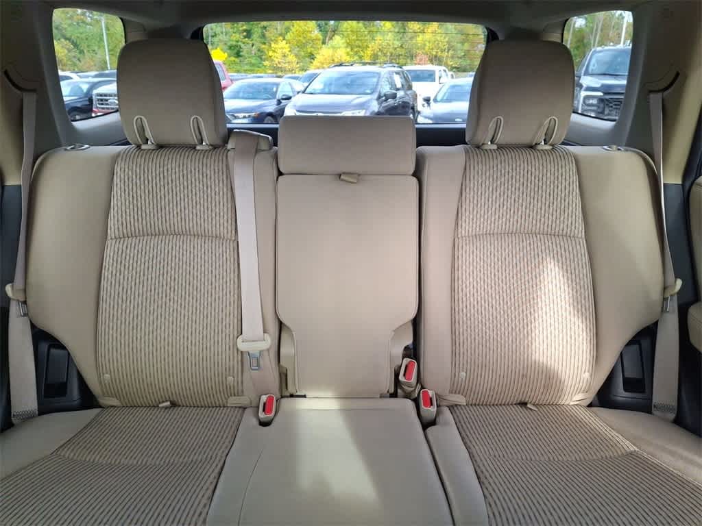 Thumbnail: 2013 Toyota 4Runner - 13