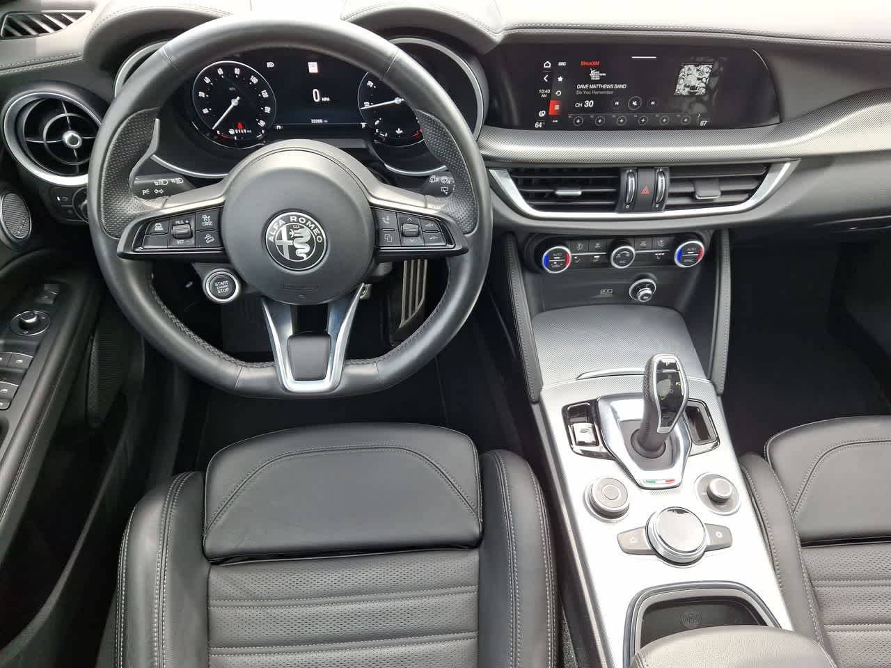 Thumbnail: 2024 Alfa Romeo Stelvio - 27