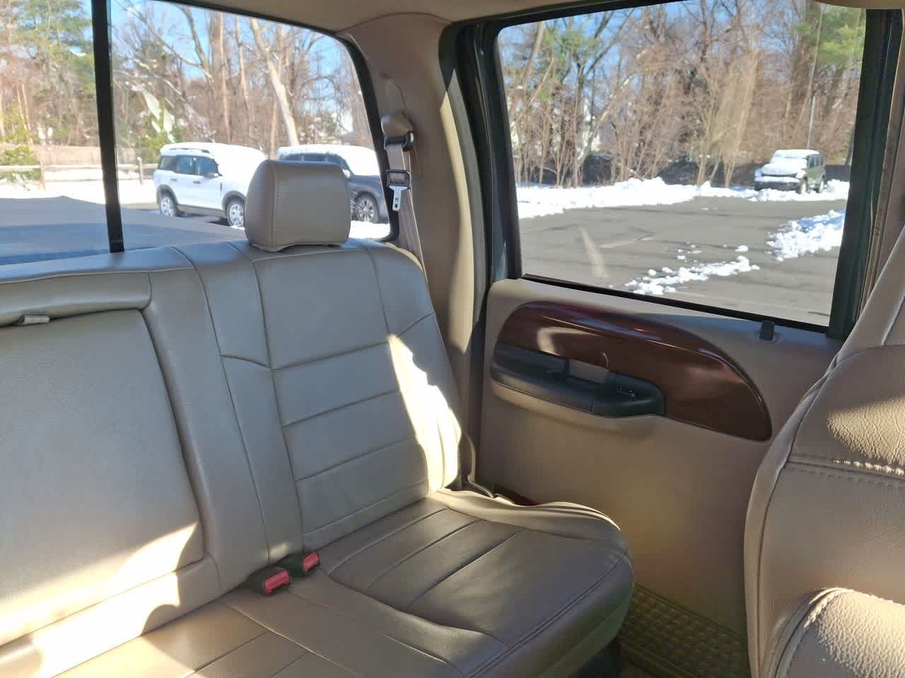 Thumbnail: 2006 Ford F-350 - 14