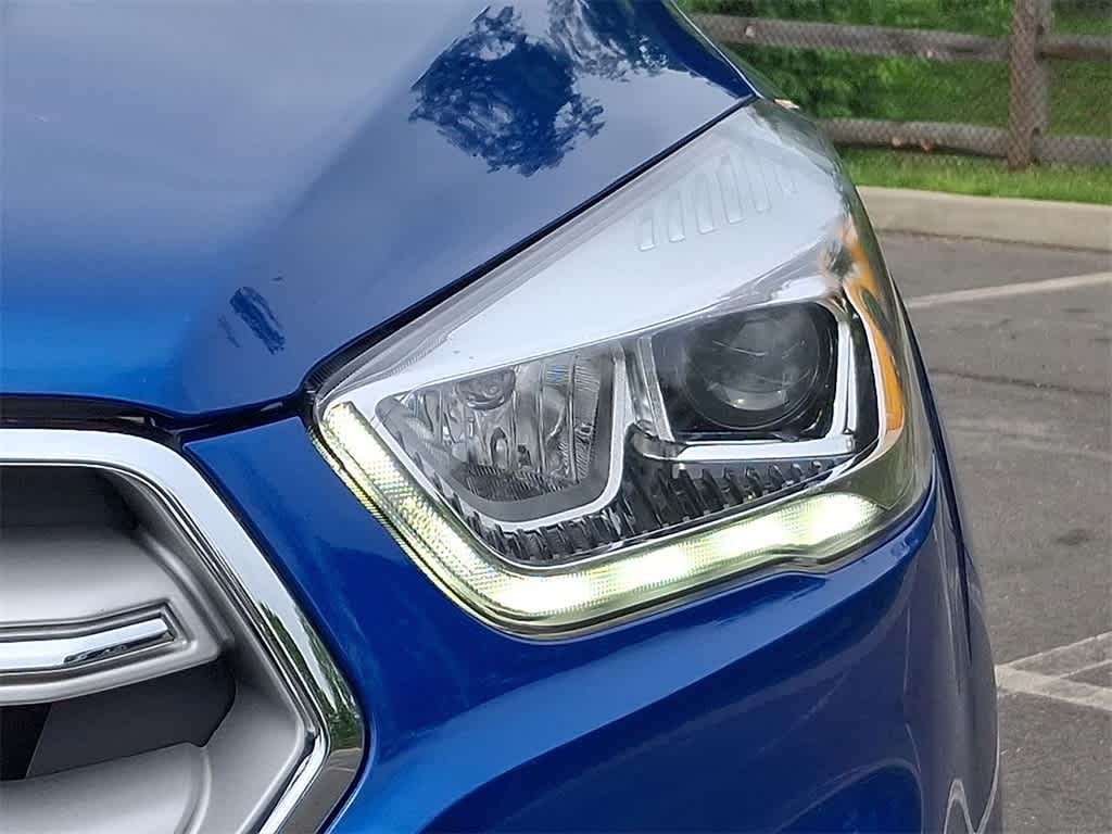 2019 Ford Escape SEL 24