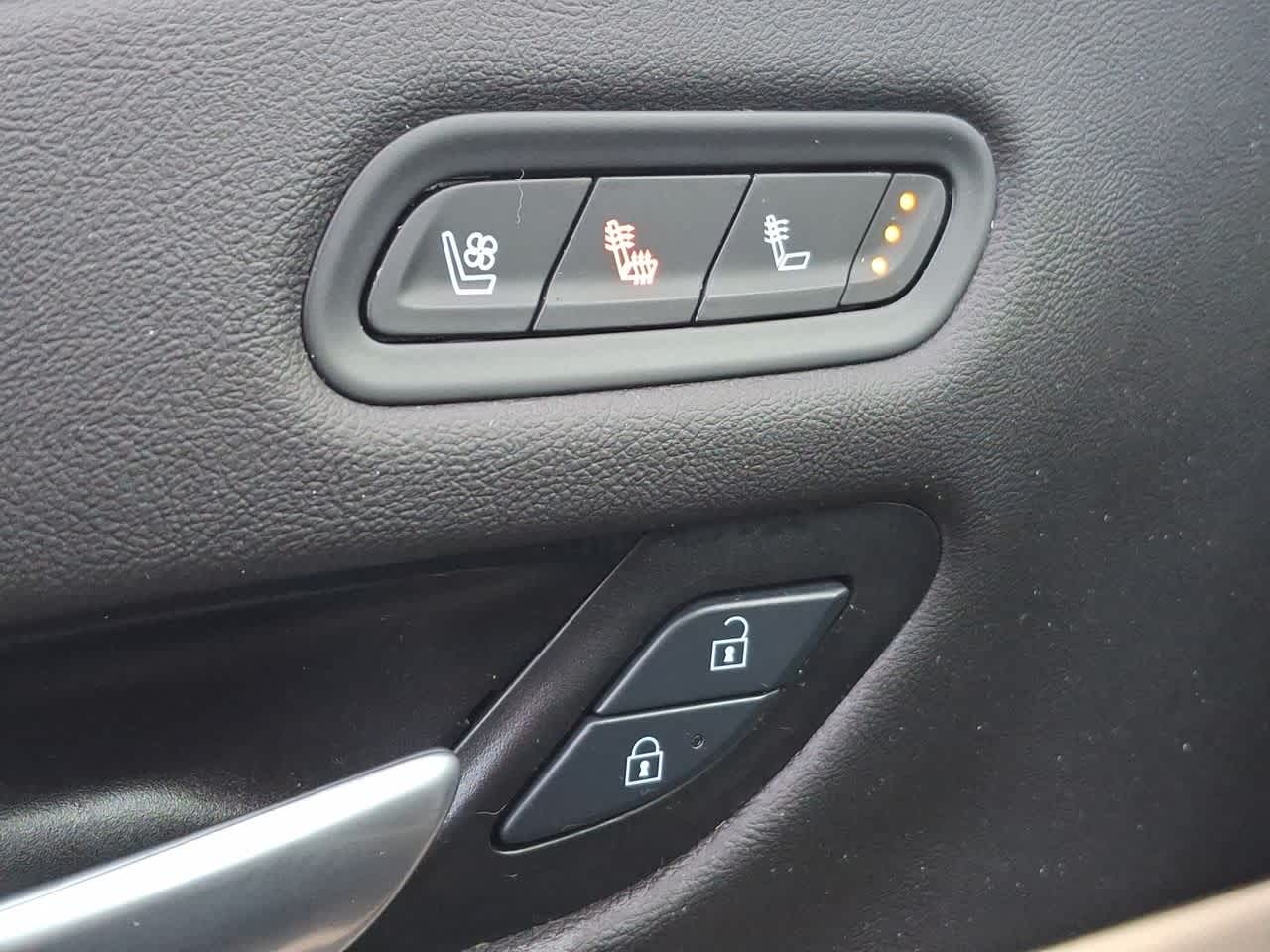 Thumbnail: 2024 Cadillac Escalade - 25