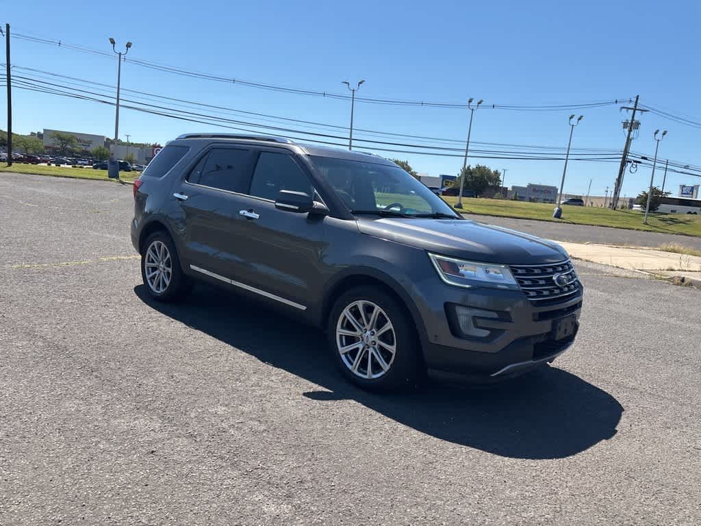 Thumbnail: 2017 Ford Explorer - 8