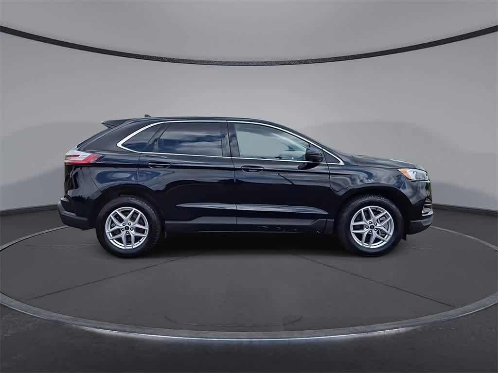Thumbnail: 2023 Ford Edge - 9