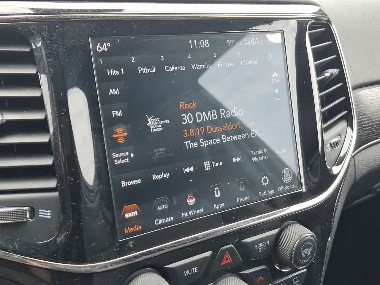 Thumbnail: 2020 Jeep Grand Cherokee - 20