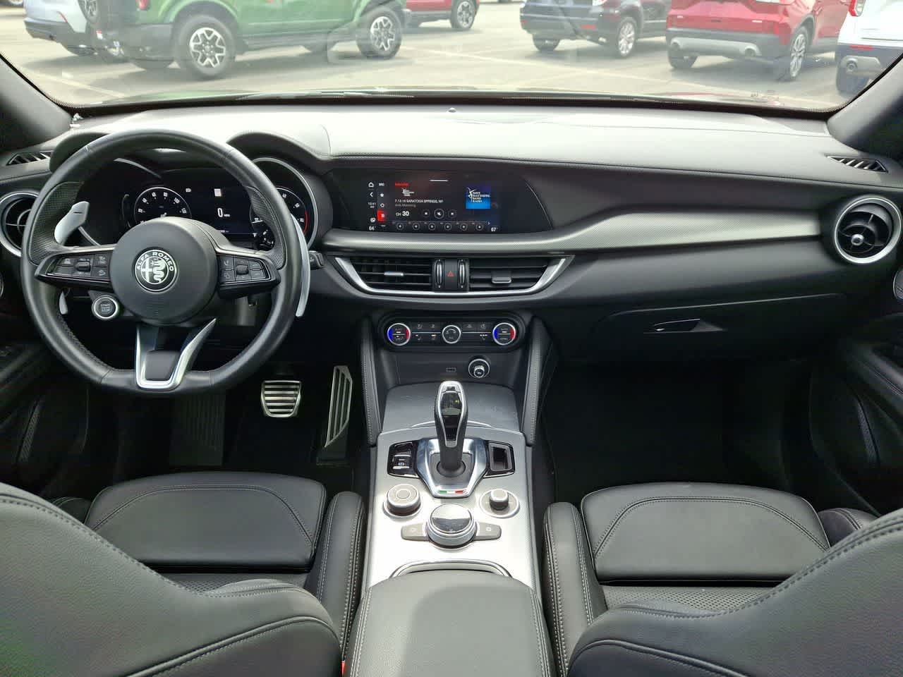 Thumbnail: 2024 Alfa Romeo Stelvio - 10