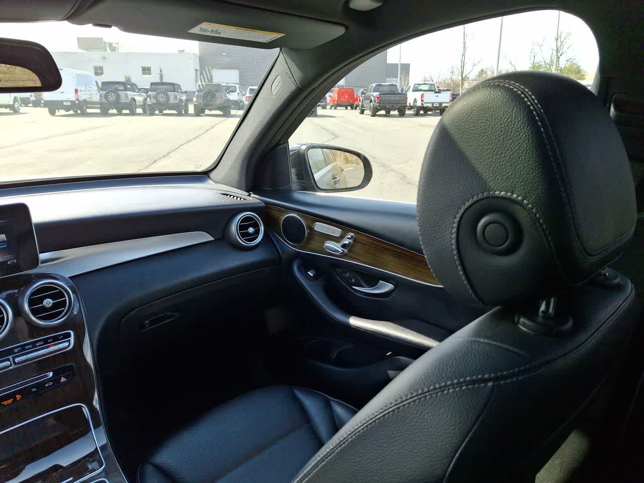 Thumbnail: 2019 Mercedes-Benz GLC - 11