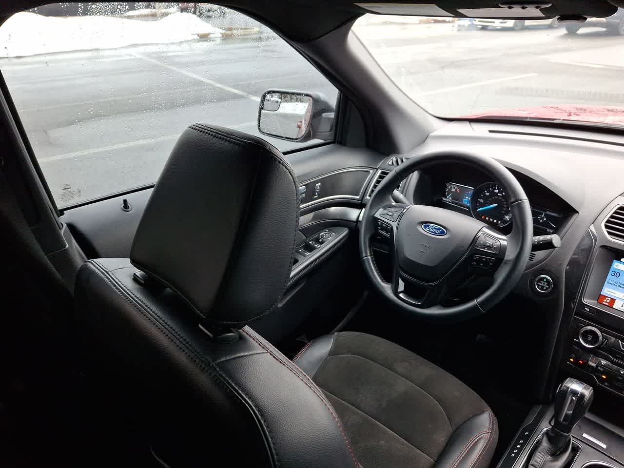 Thumbnail: 2018 Ford Explorer - 15