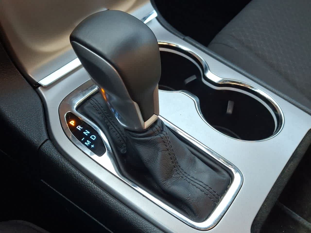 Thumbnail: 2019 Jeep Grand Cherokee - 18