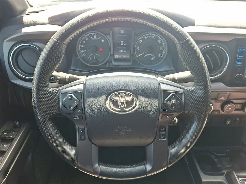 Thumbnail: 2019 Toyota Tacoma - 22