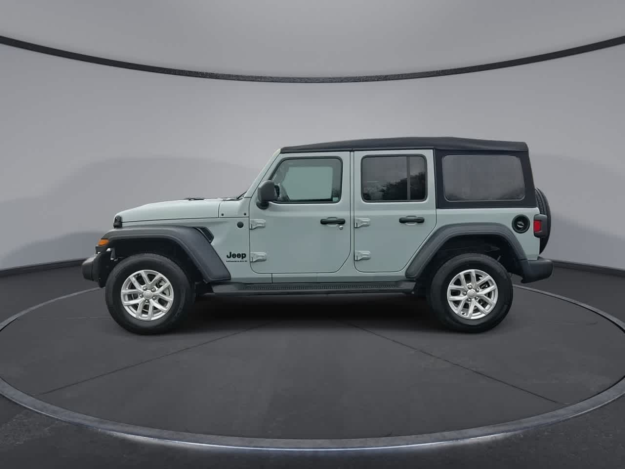 Thumbnail: 2023 Jeep Wrangler - 5