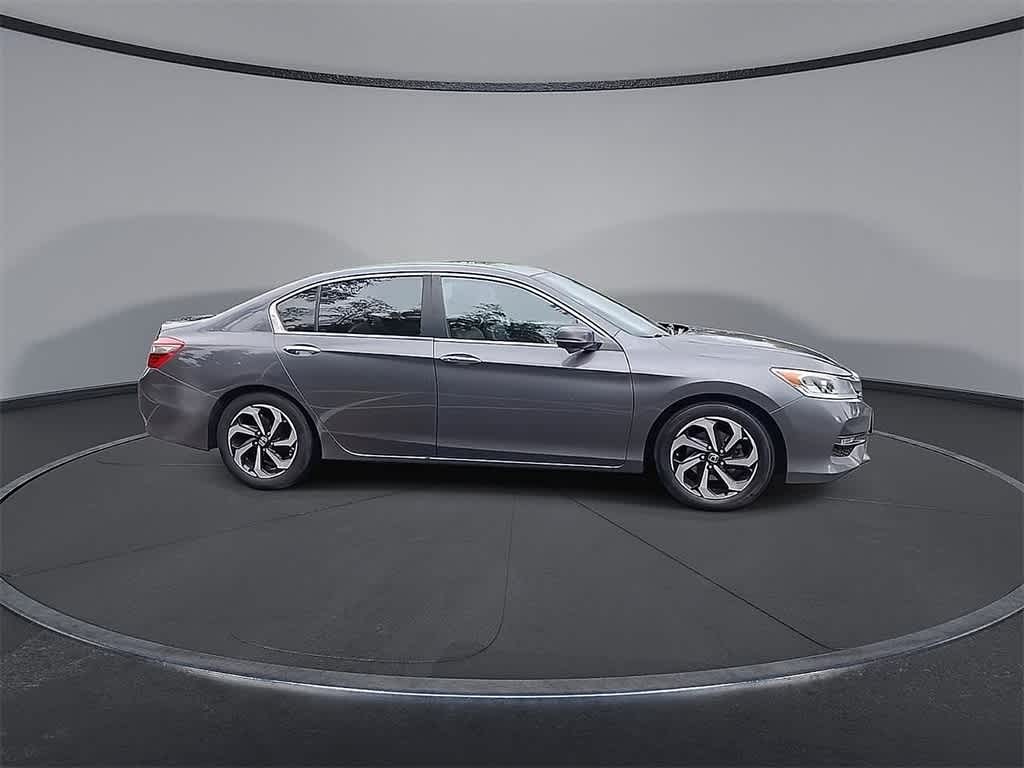 Thumbnail: 2016 Honda Accord - 9