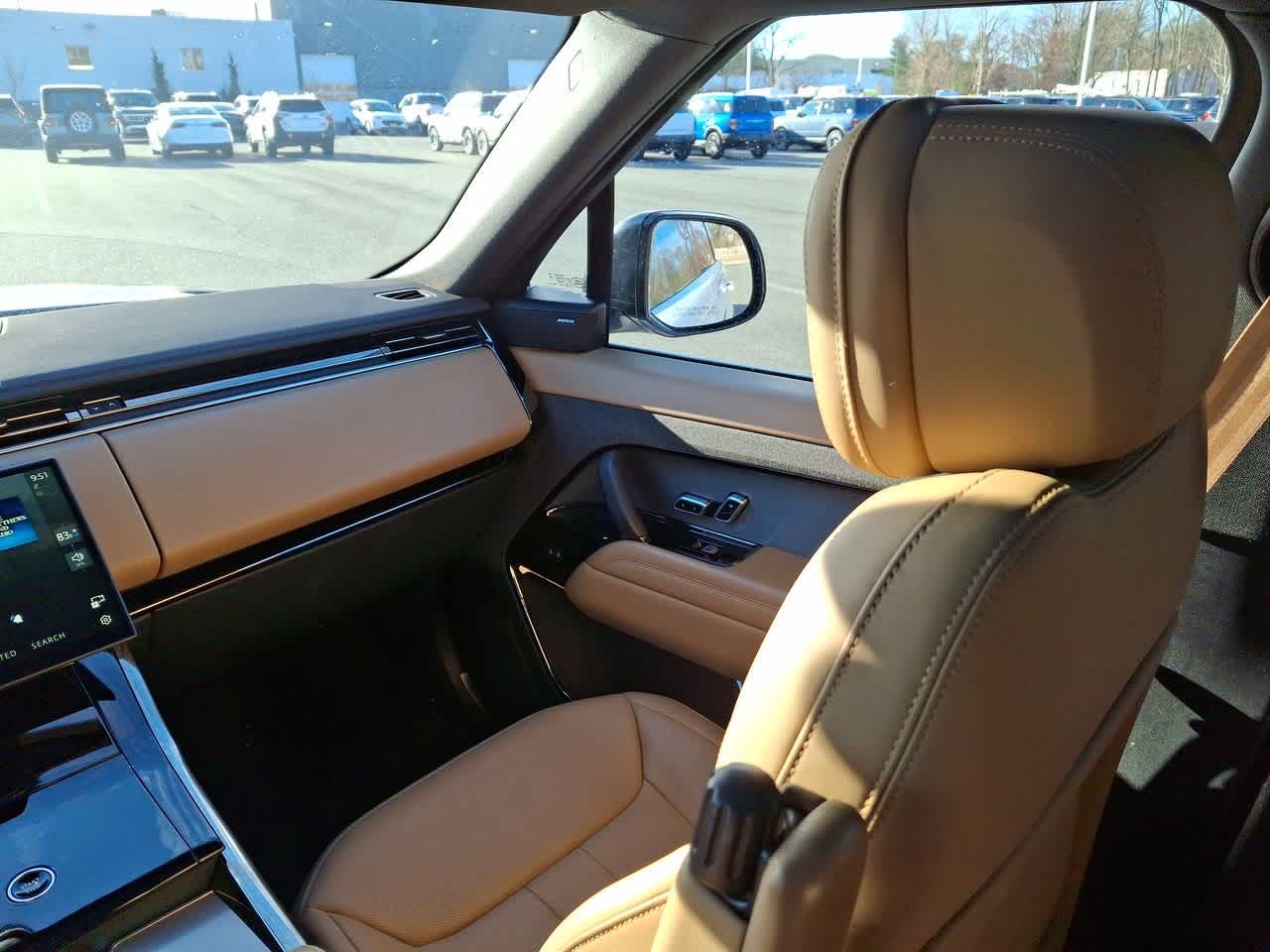 Thumbnail: 2025 Land Rover Range Rover Sport - 11