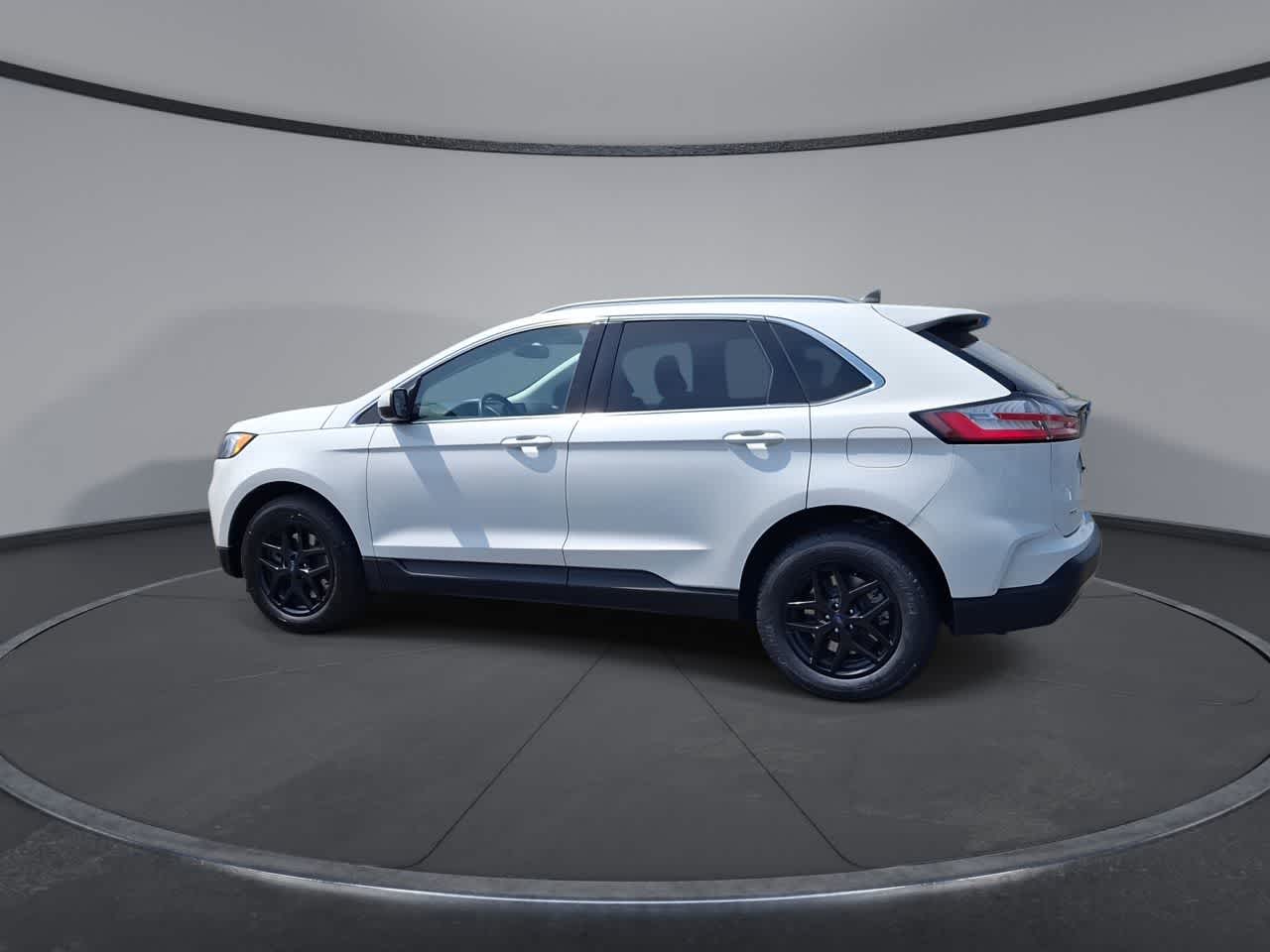 Thumbnail: 2022 Ford Edge - 6