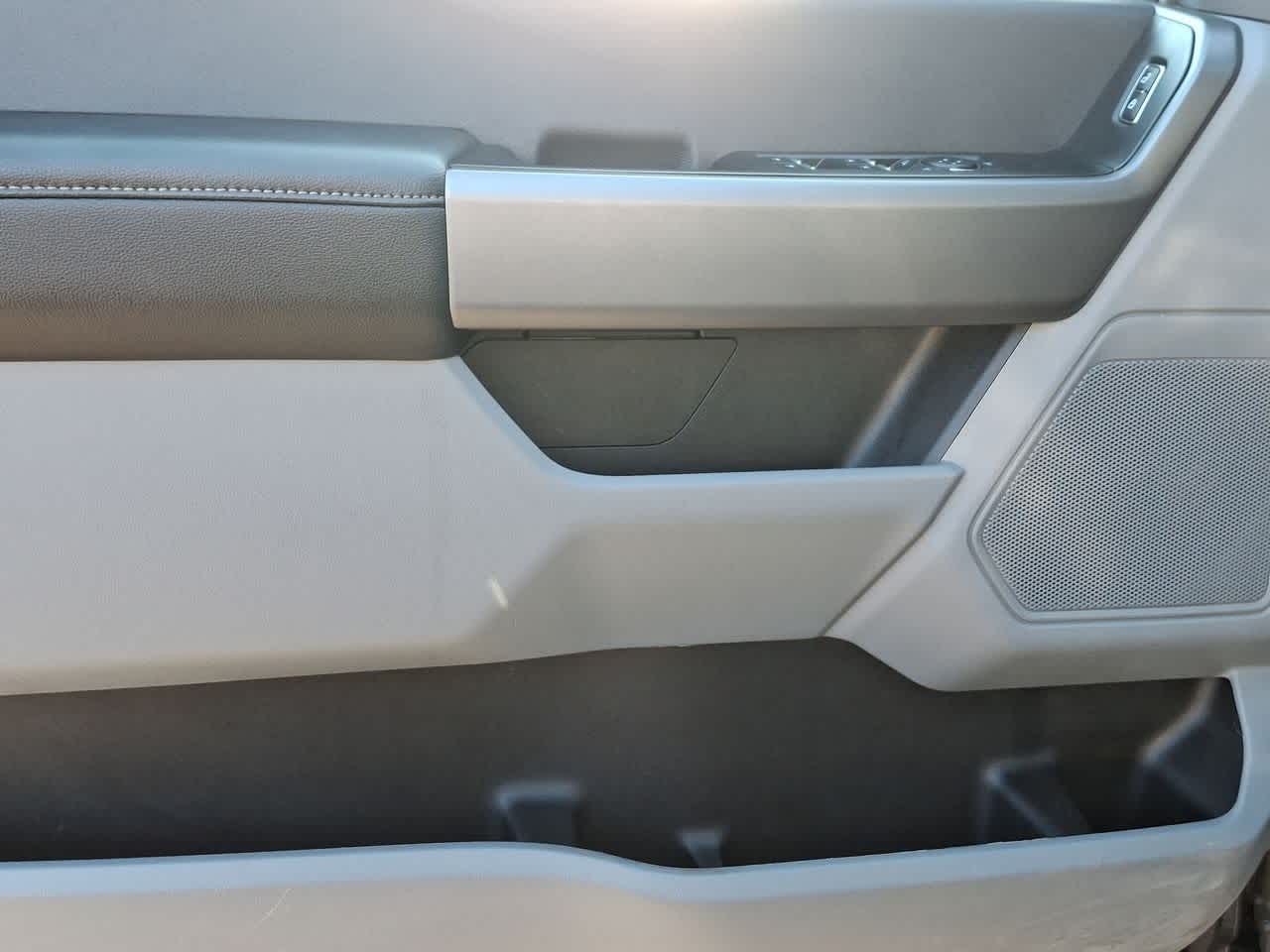 Thumbnail: 2025 Ford F-250 - 16