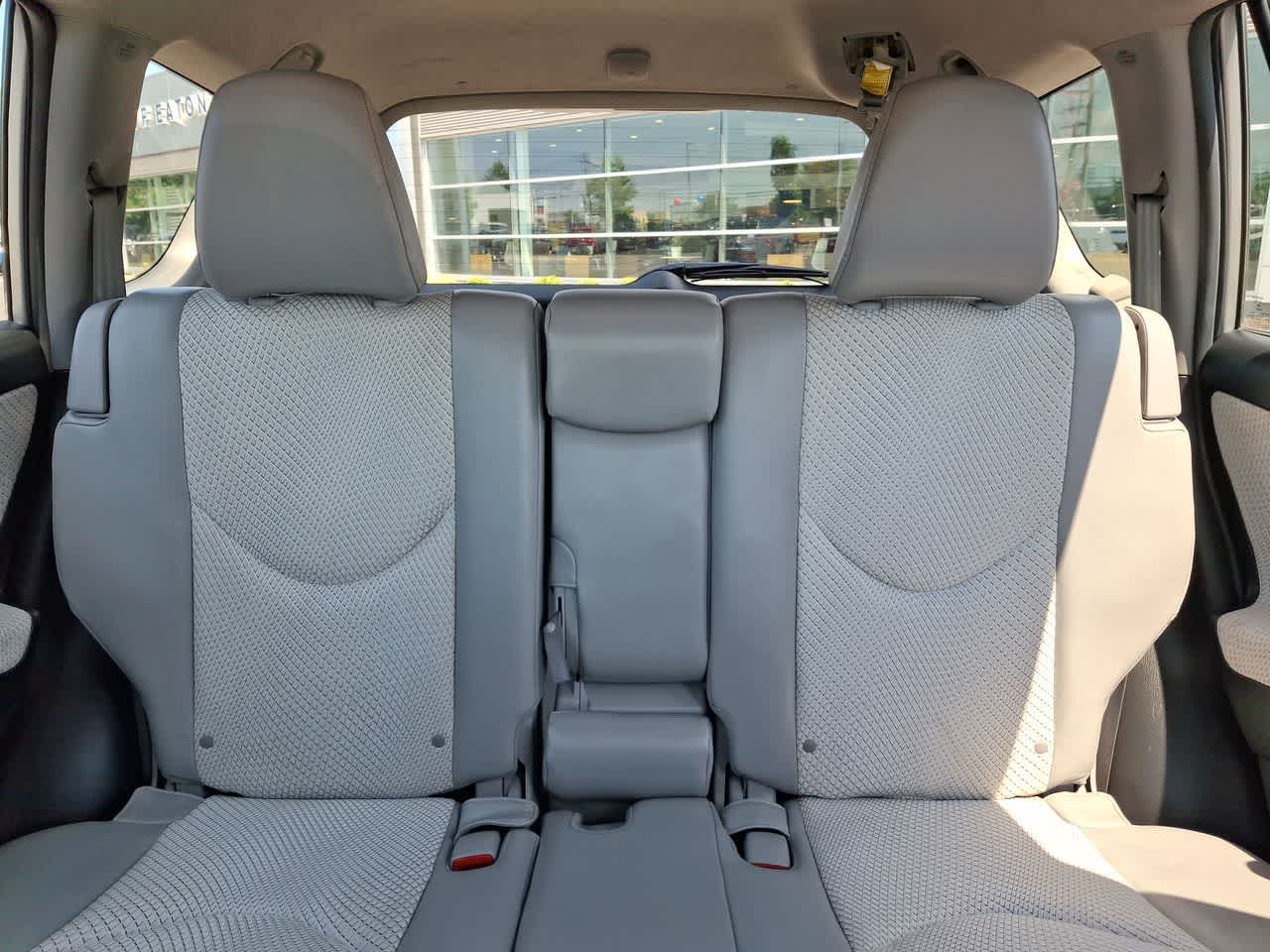 Thumbnail: 2012 Toyota RAV4 - 13