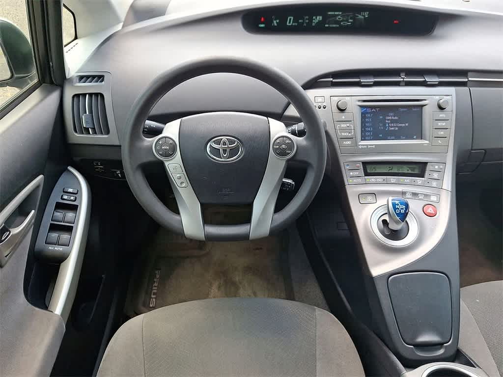 Thumbnail: 2014 Toyota Prius - 21