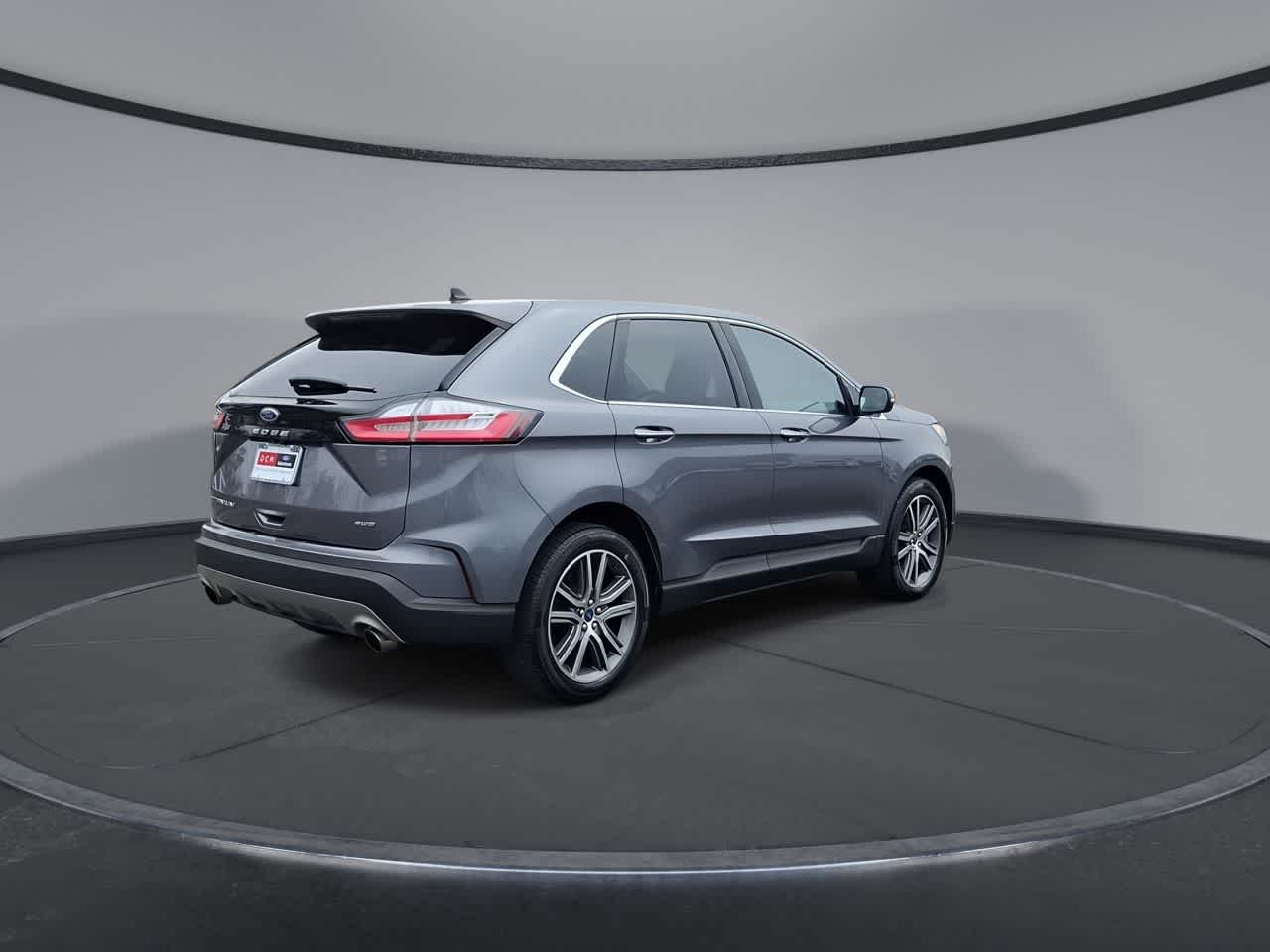 Thumbnail: 2021 Ford Edge - 8