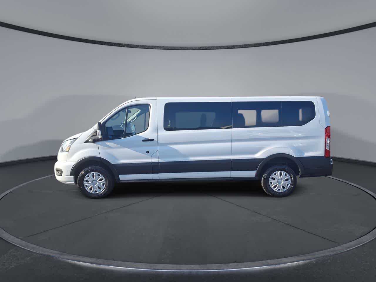 Thumbnail: 2023 Ford Econoline - 5