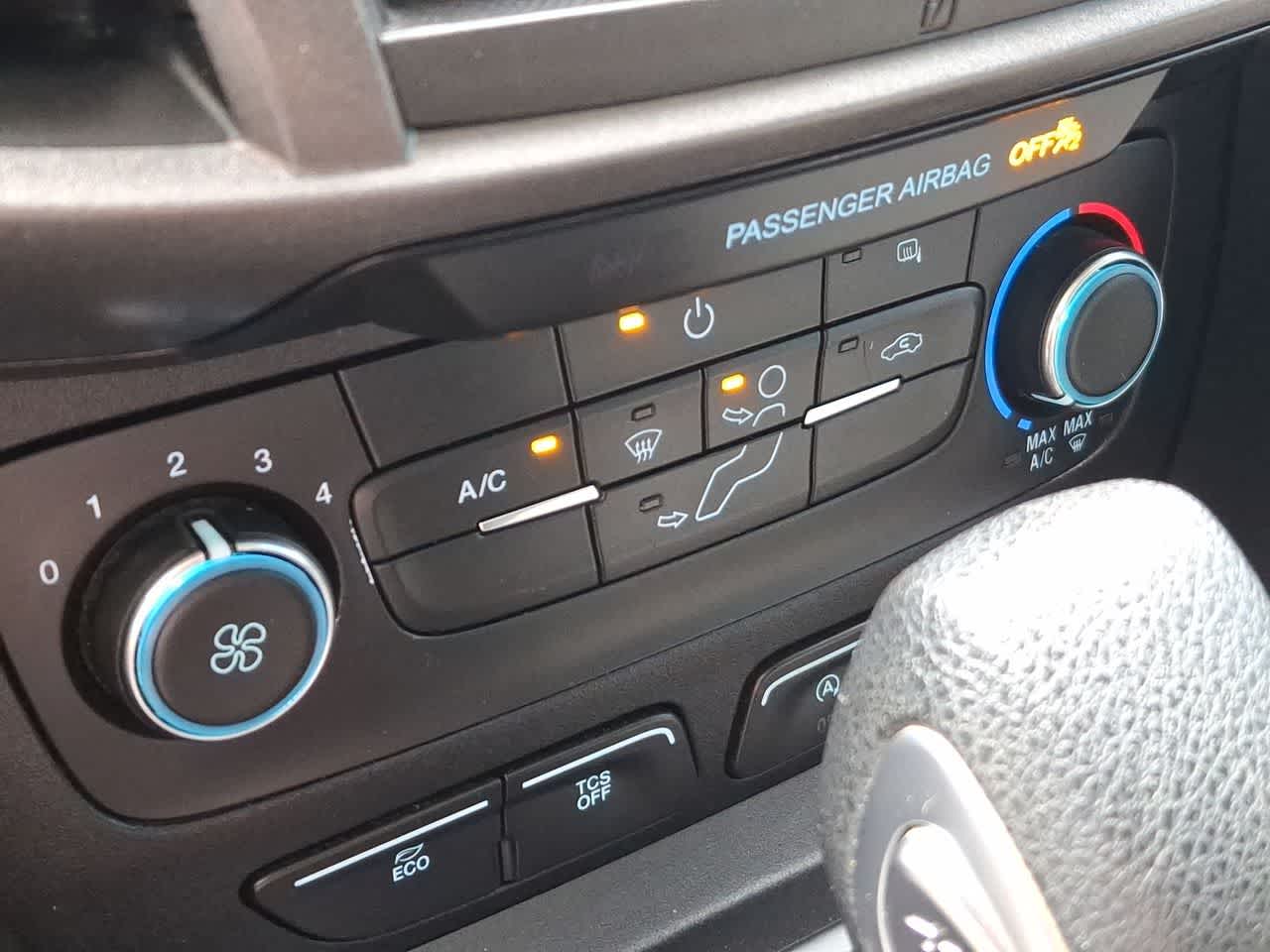 Thumbnail: 2019 Ford Transit Series - 24