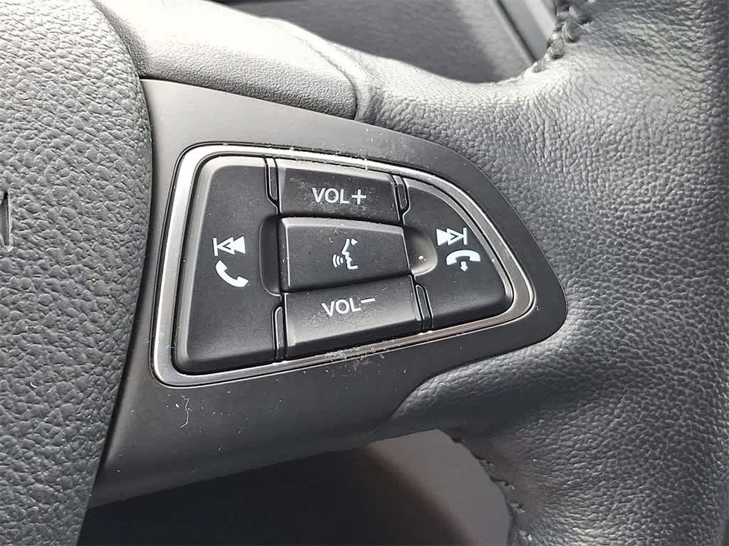2019 Ford Escape SEL 18