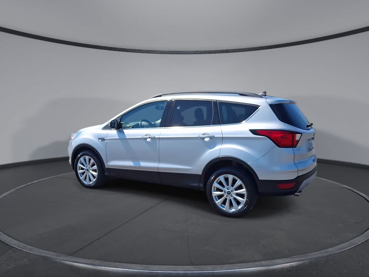 Thumbnail: 2019 Ford Escape - 6