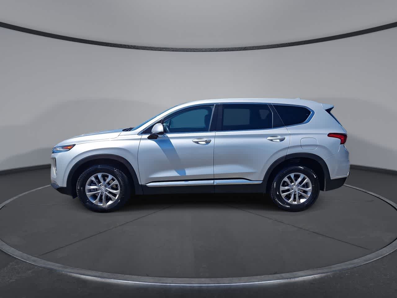 Thumbnail: 2019 Hyundai Santa Fe - 5