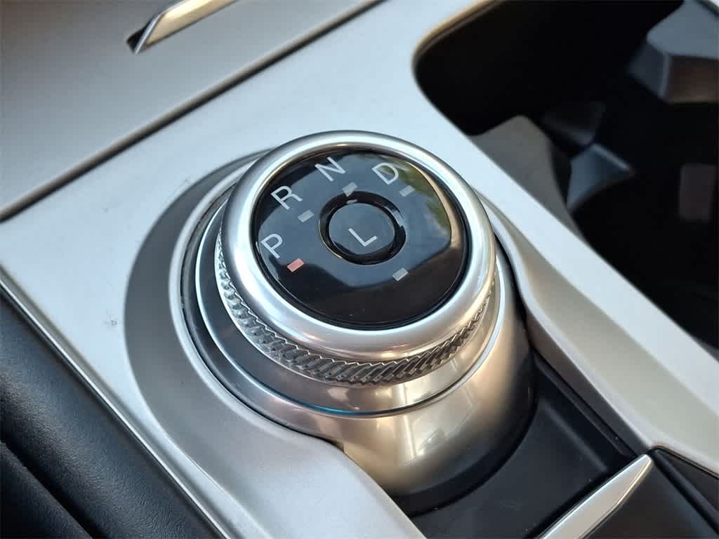 Thumbnail: 2022 Ford Explorer - 18